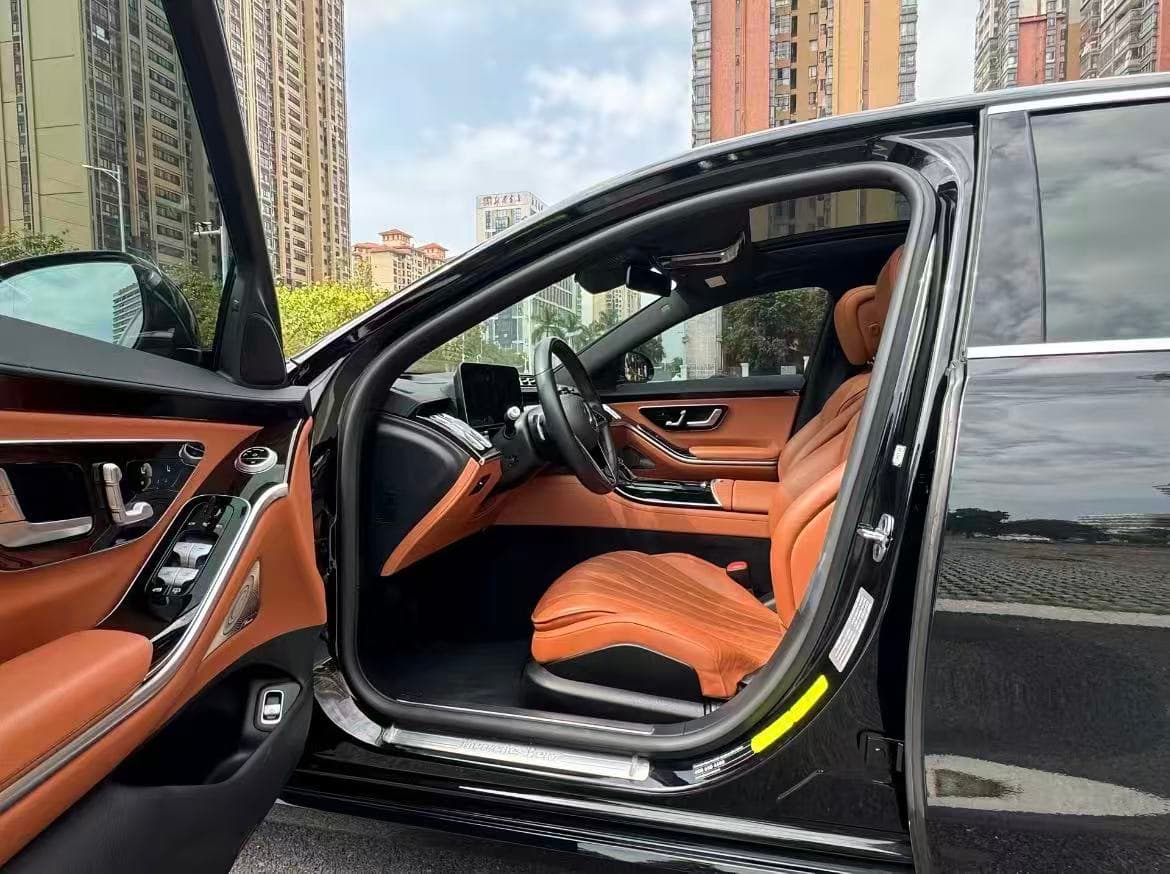 Mercedes-Benz S400 gallery 3