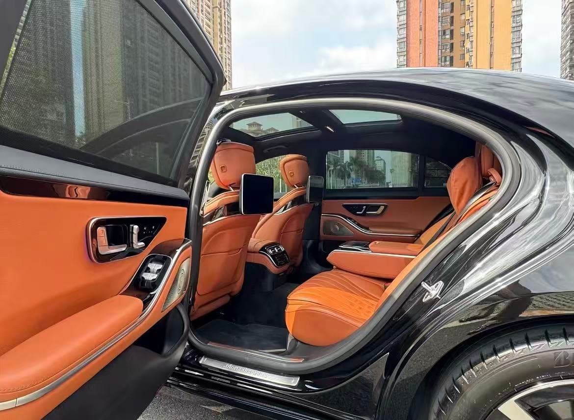 Mercedes-Benz S400 gallery 4